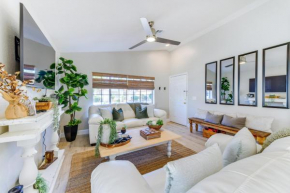 Updated Gilbert Home with Covered Patio